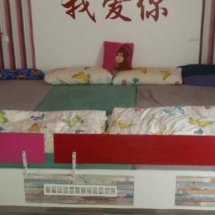 Europallettenbett selbstgebaut Familienbett bauen