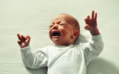 Baby schläft nicht – Schlaftraining für Babys – NO GO!
